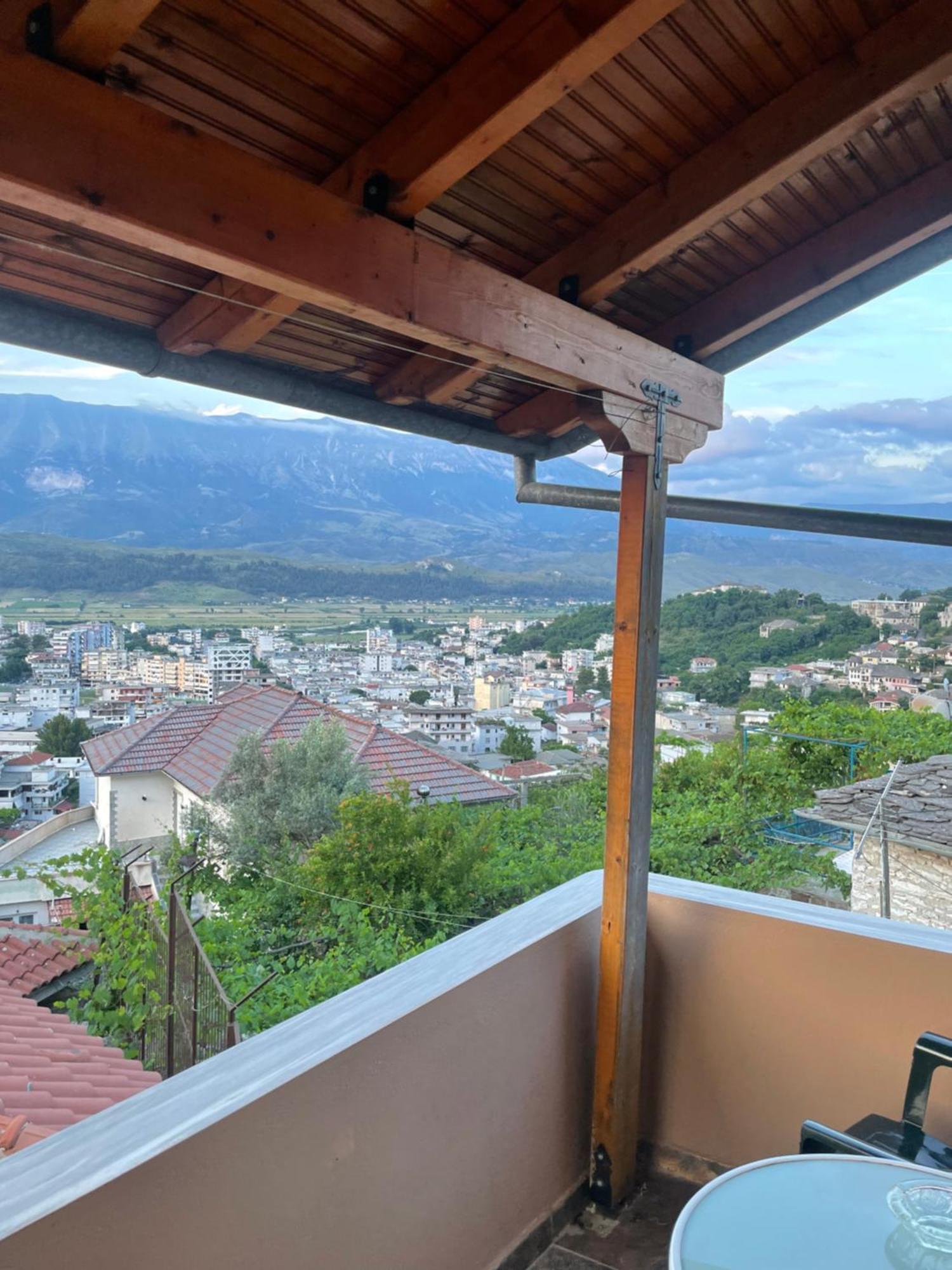 Luigi Guest House Αργυρόκαστρο Εξωτερικό φωτογραφία