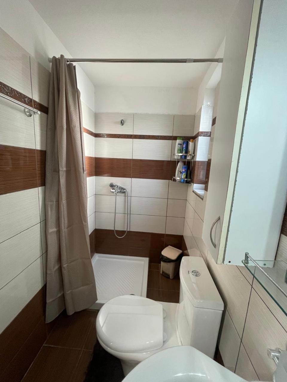 Luigi Guest House Αργυρόκαστρο Εξωτερικό φωτογραφία
