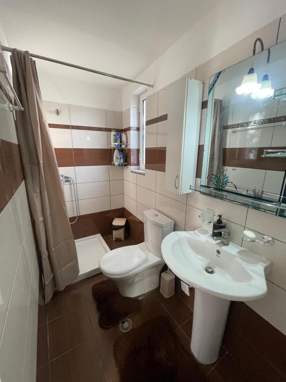 Luigi Guest House Αργυρόκαστρο Εξωτερικό φωτογραφία