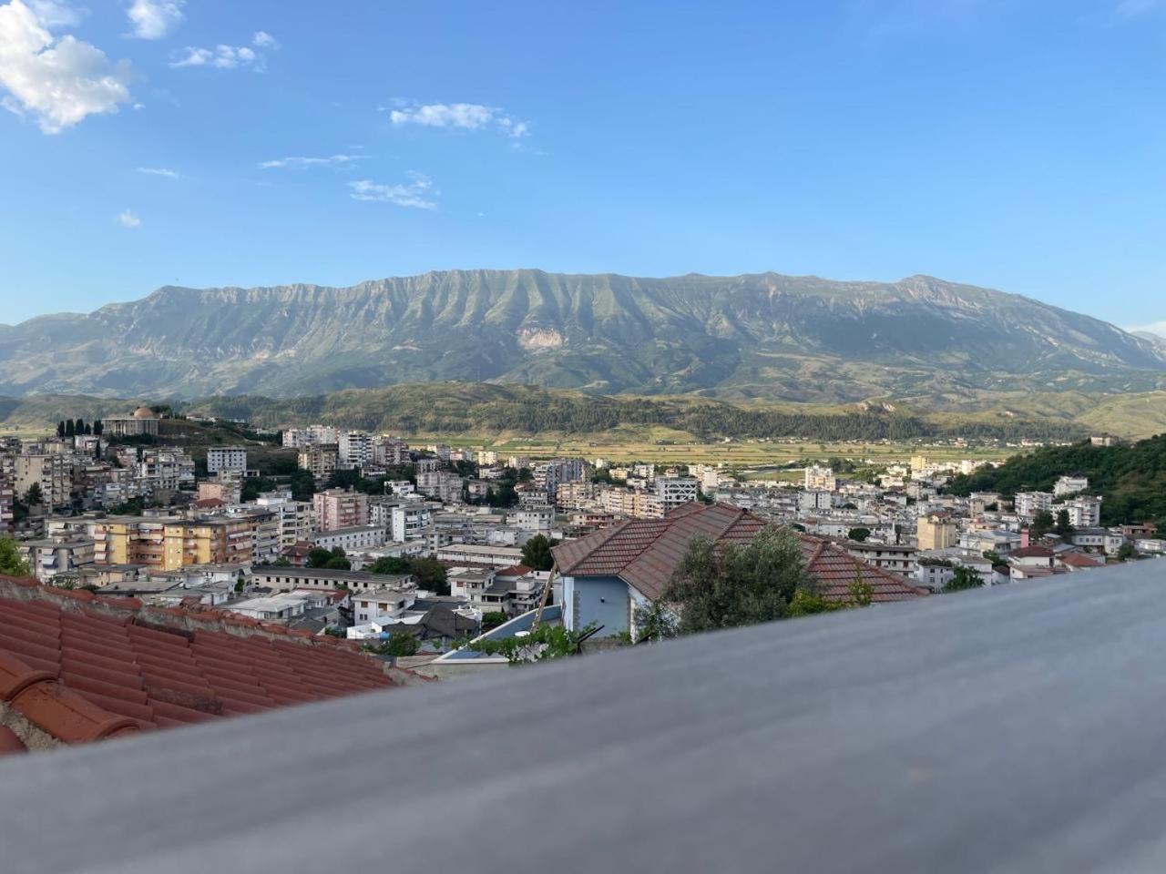 Luigi Guest House Αργυρόκαστρο Εξωτερικό φωτογραφία